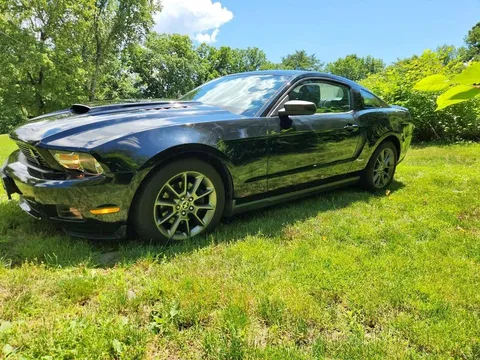 2011 Ford Mustang Premium