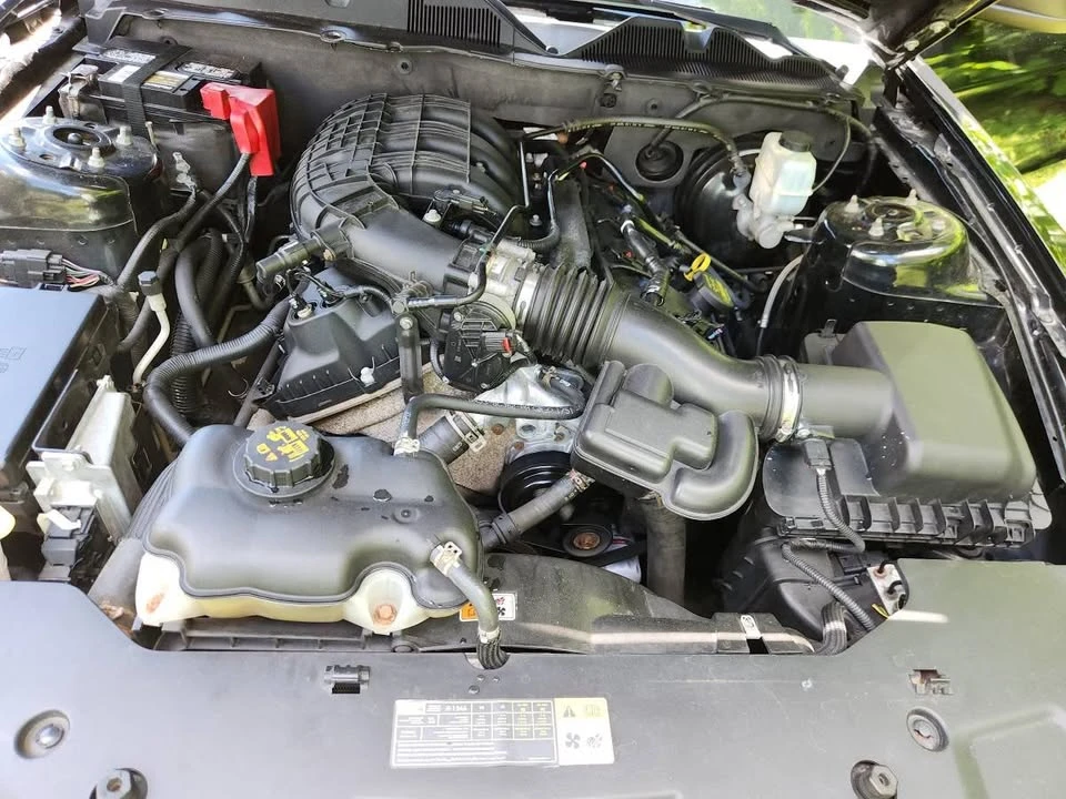 2011 Ford S197 Mustang - Image 13 of 13