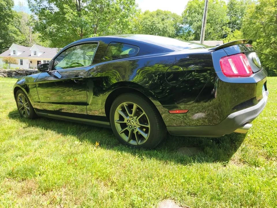 2011 Ford S197 Mustang - Image 4 of 13