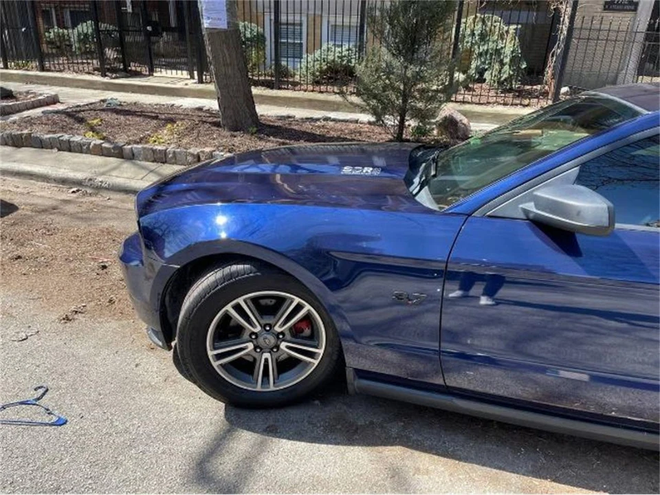 2011 Ford S197 Mustang - Image 8 of 14
