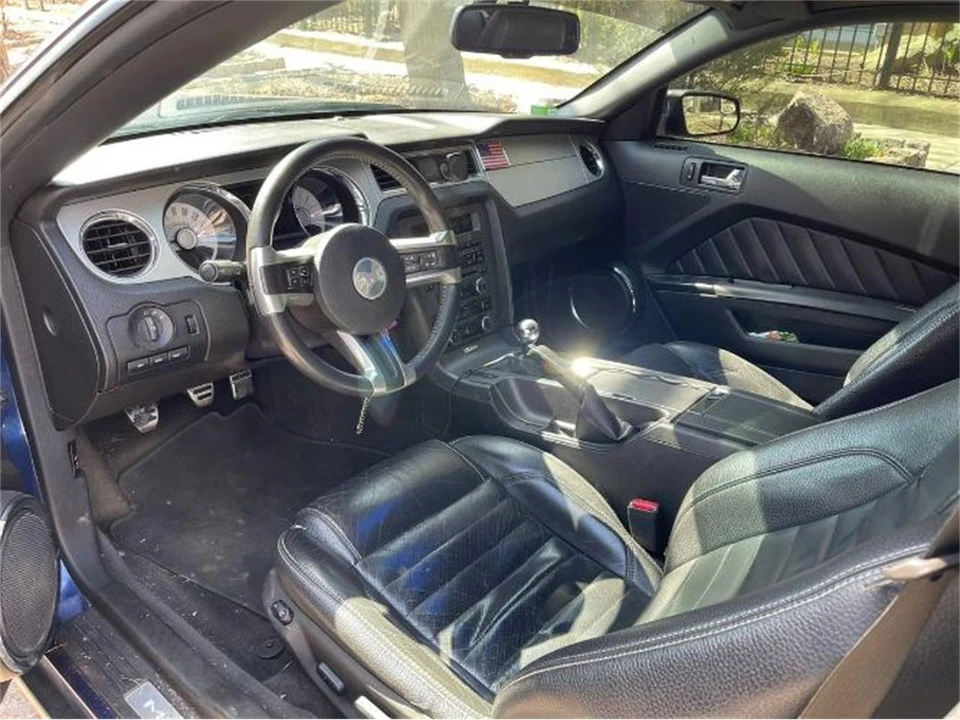 2011 Ford S197 Mustang - Image 6 of 14