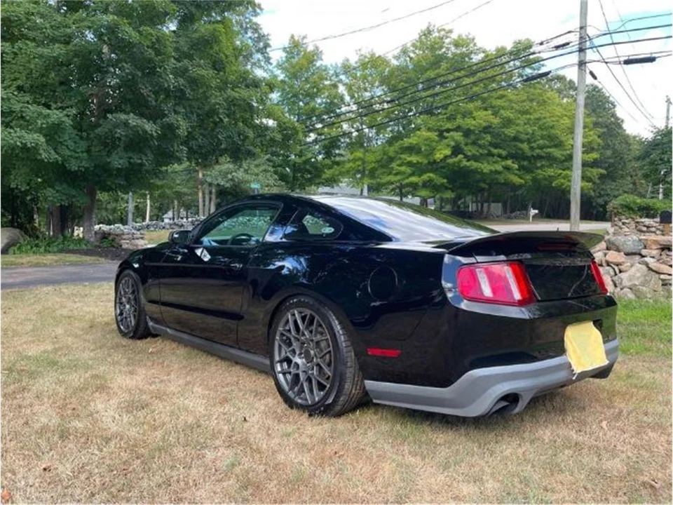 2011 Ford S197 Mustang - Image 8 of 16