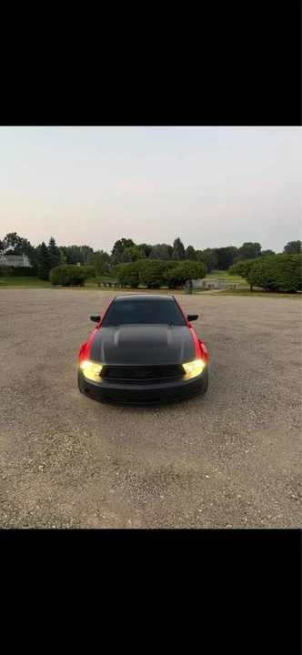 2011 Ford S197 Mustang - Image 2 of 11