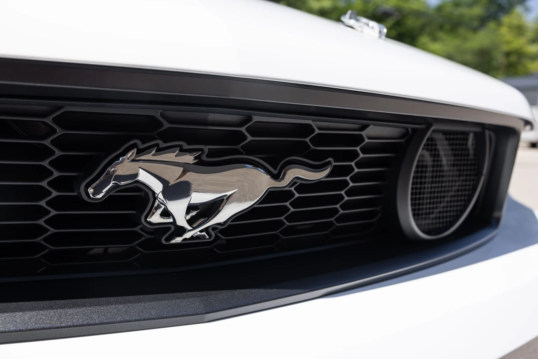 2011 Ford S197 Mustang Boss 302 - Image 28 of 31