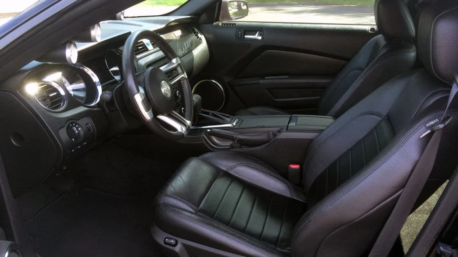 2011 Ford S197 Mustang - Image 4 of 8