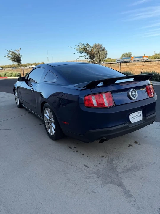 2011 Ford S197 Mustang - Image 4 of 13