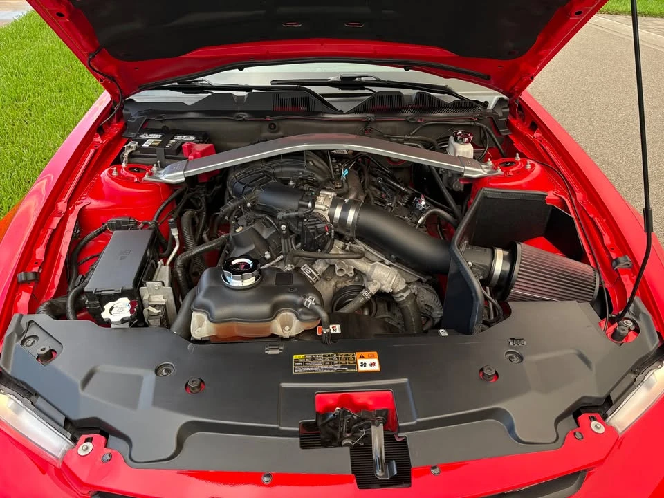 2011 Ford S197 Mustang - Image 7 of 8