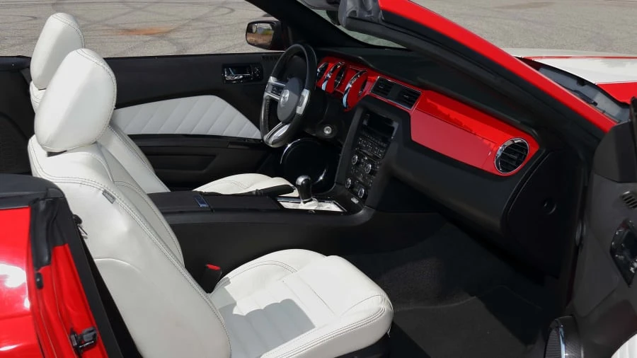 2011 Ford S197 Mustang - Image 5 of 25