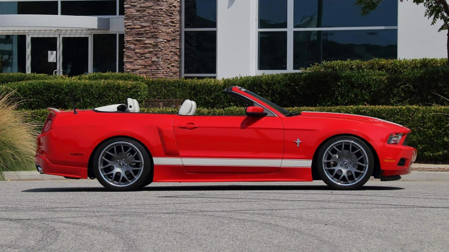 2011 Ford S197 Mustang - Image 8 of 25