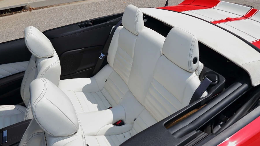 2011 Ford S197 Mustang - Image 17 of 25