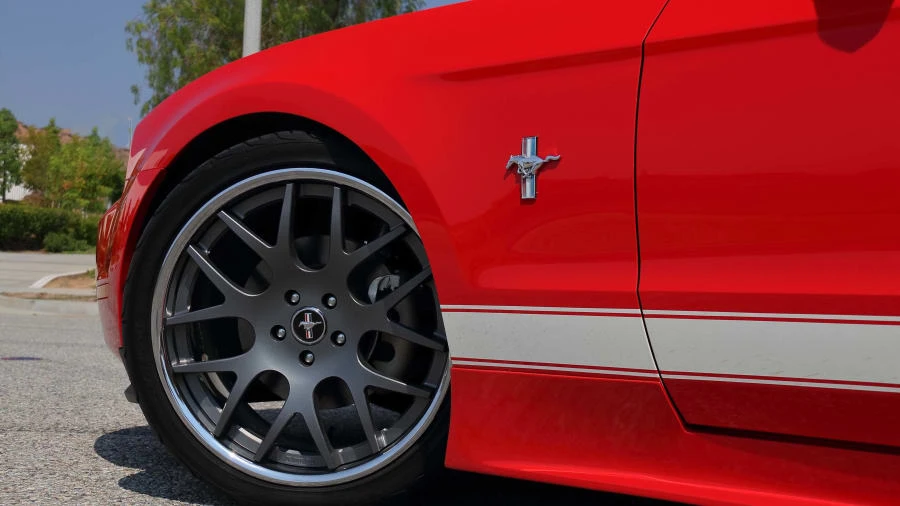 2011 Ford S197 Mustang - Image 20 of 25