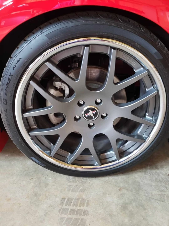 2011 Ford S197 Mustang - Image 15 of 28