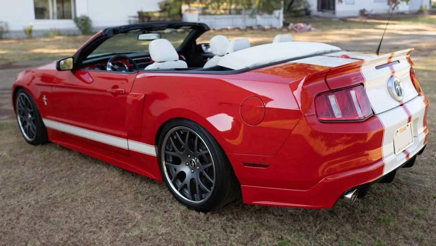 2011 Ford S197 Mustang - Image 3 of 28