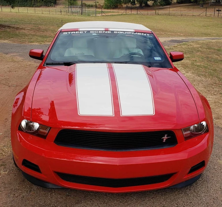 2011 Ford S197 Mustang - Image 10 of 28