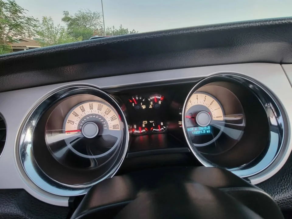 2011 Ford S197 Mustang - Image 6 of 20