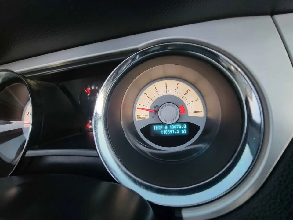 2011 Ford S197 Mustang - Image 18 of 20