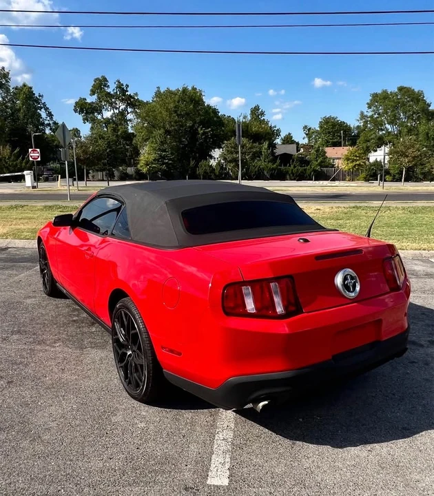 2011 Ford S197 Mustang - Image 3 of 15