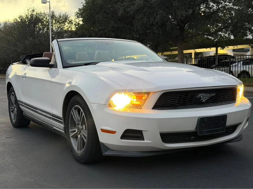 2011 Ford S197 Mustang - Image 3 of 17