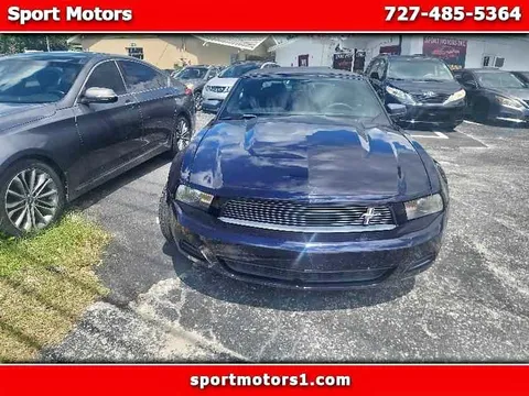 2011 Ford Mustang Convertible 2D