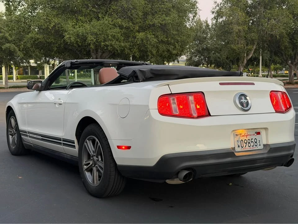 2011 Ford S197 Mustang - Image 4 of 17