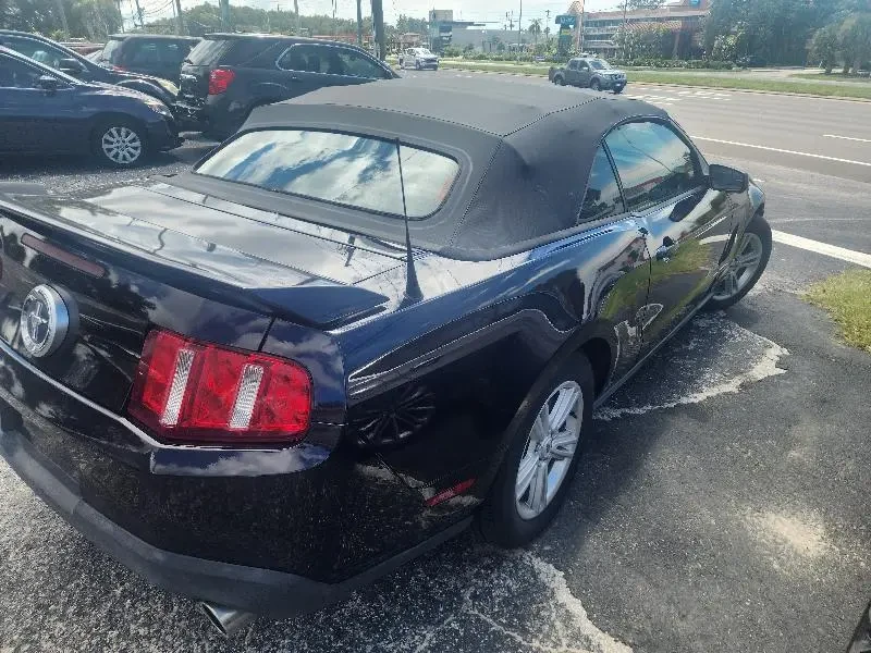 2011 Ford S197 Mustang - Image 5 of 15