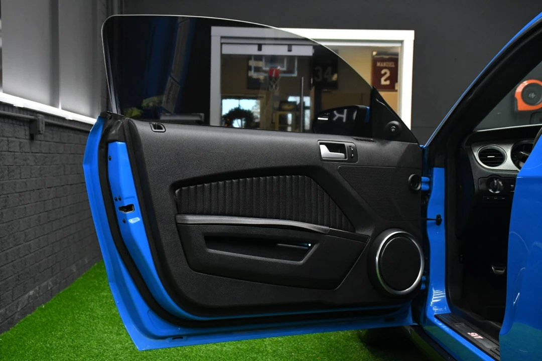 2011 Ford S197 Mustang - Image 17 of 21