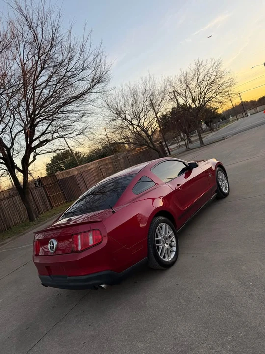 2011 Ford S197 Mustang - Image 4 of 17