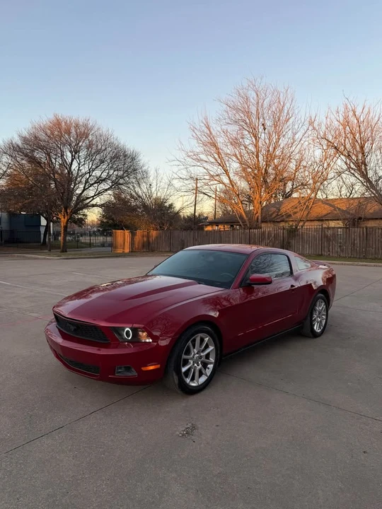 2011 Ford S197 Mustang - Image 9 of 17