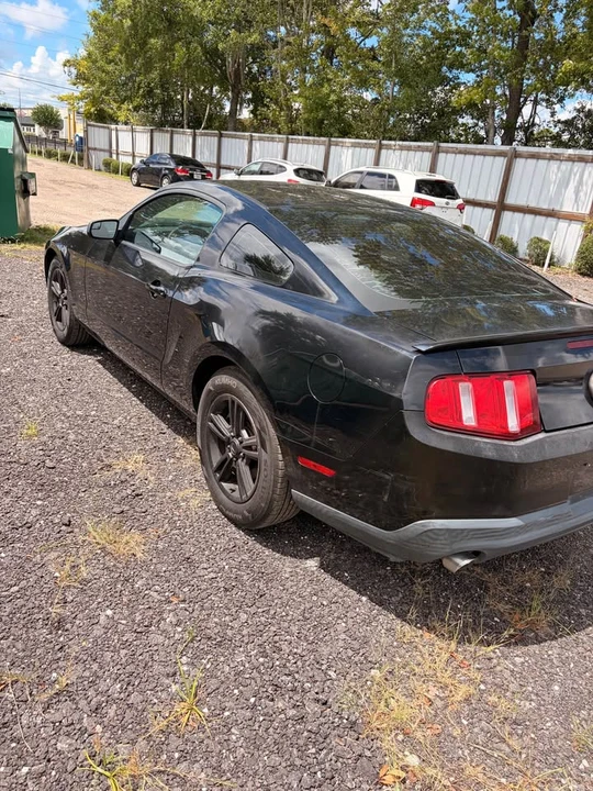 2011 Ford S197 Mustang - Image 4 of 11