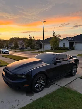 2011 Ford Mustang Coupe 2D