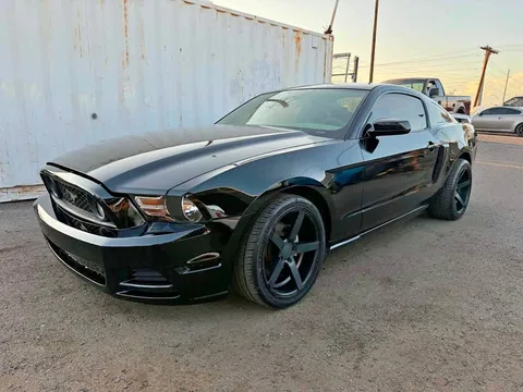 2011 Ford Mustang Coupe 2D