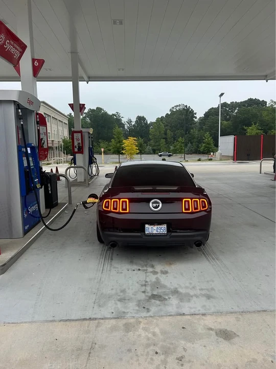 2011 Ford S197 Mustang - Image 3 of 6