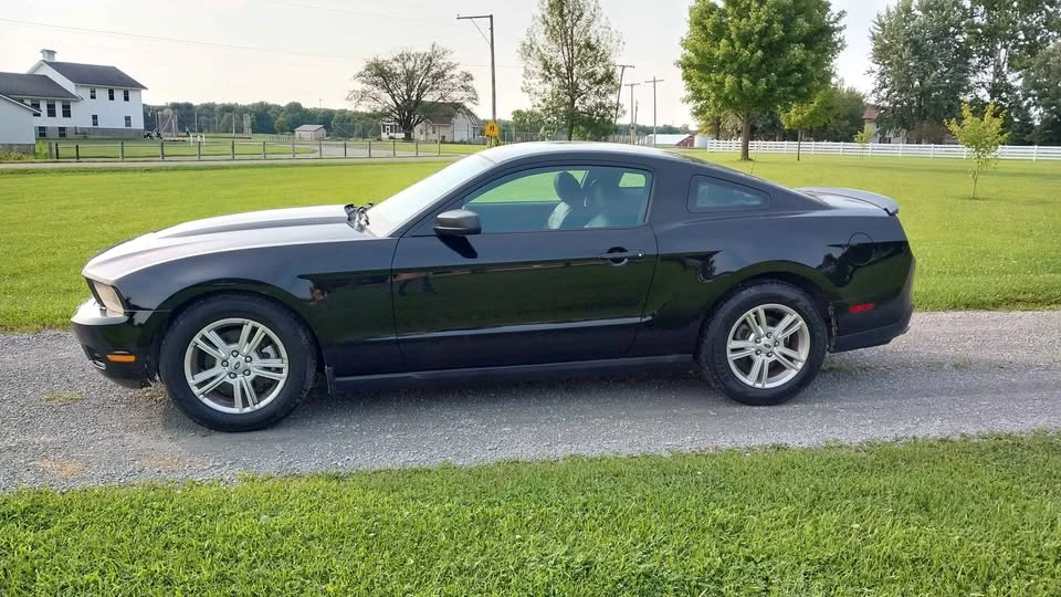 2011 Ford S197 Mustang - Image 7 of 8