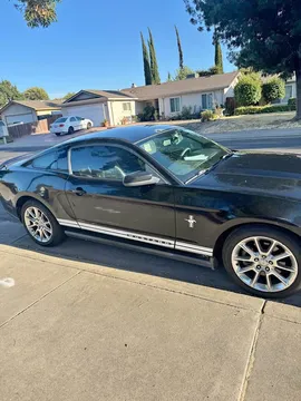 2011 Ford Mustang Coupe 2D