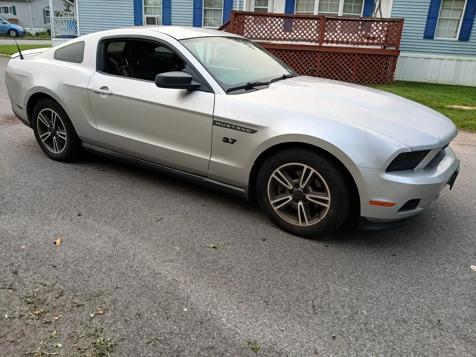 2011 Ford S197 Mustang - Image 4 of 13