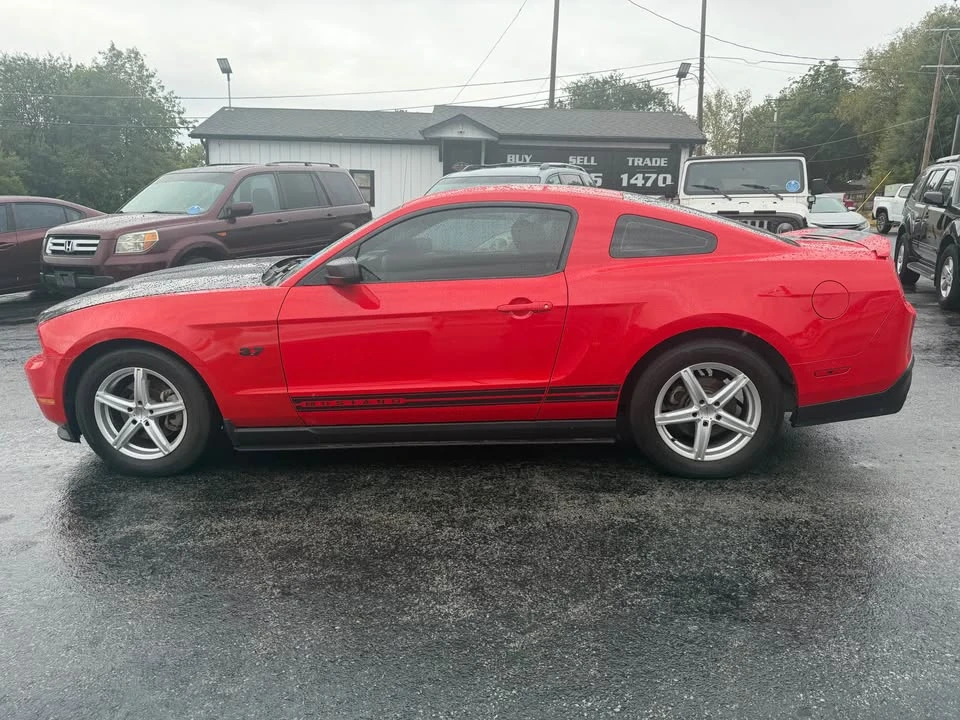 2011 Ford S197 Mustang - Image 2 of 14