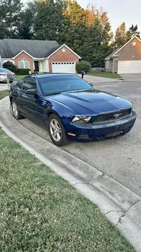 2011 Ford Mustang Coupe 2D