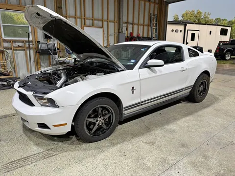 2011 Ford Mustang Coupe 2D