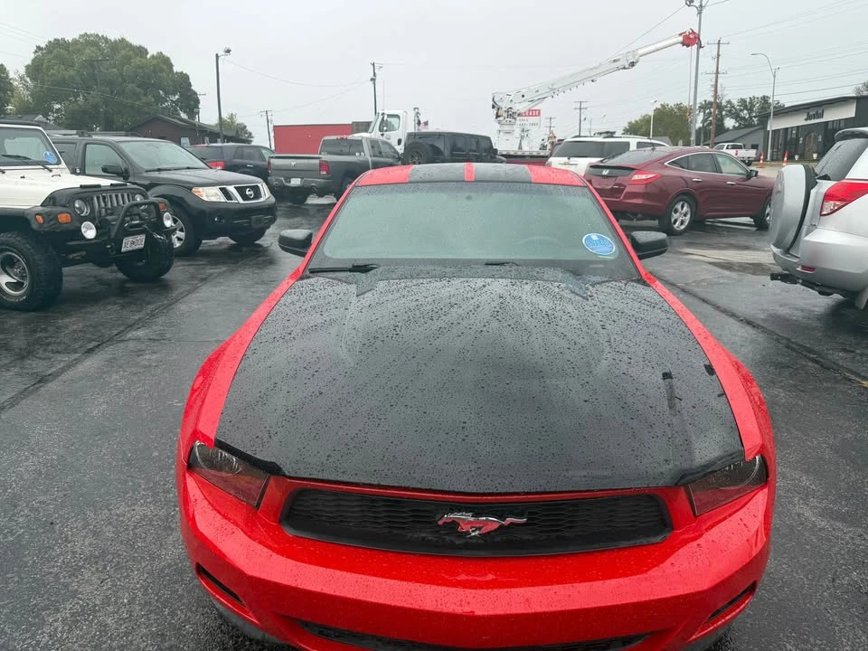 2011 Ford S197 Mustang - Image 8 of 14