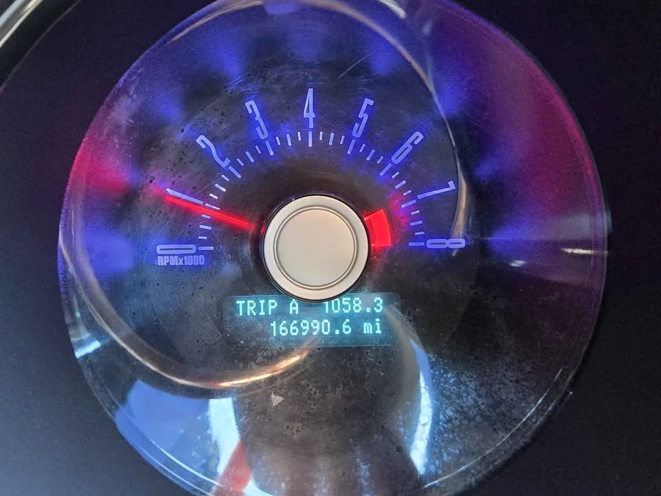 2011 Ford S197 Mustang - Image 8 of 8