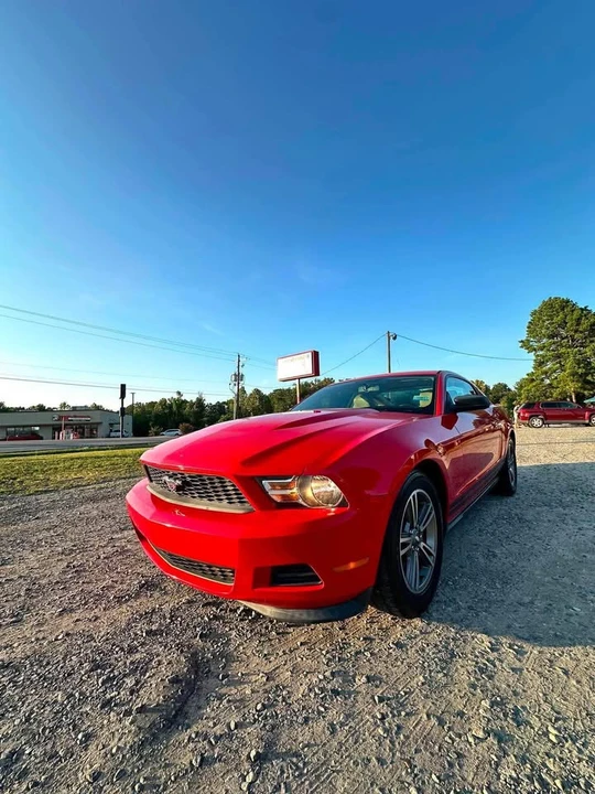2011 Ford S197 Mustang - Image 2 of 11
