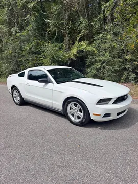 2011 Ford Mustang Coupe 2D