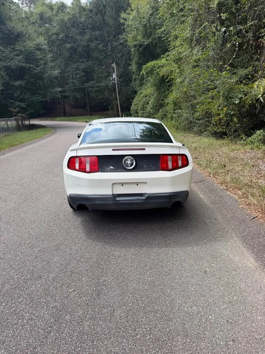 2011 Ford S197 Mustang - Image 7 of 9