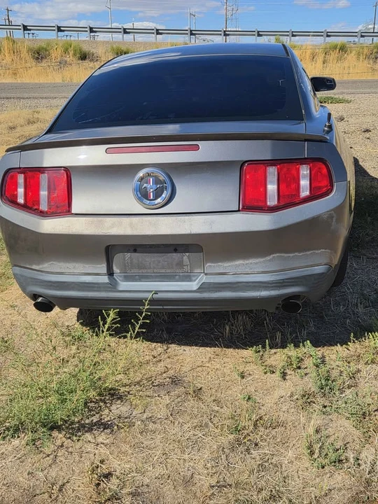 2011 Ford S197 Mustang - Image 2 of 9