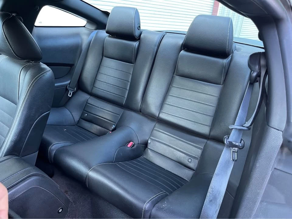 2011 Ford S197 Mustang - Image 10 of 17