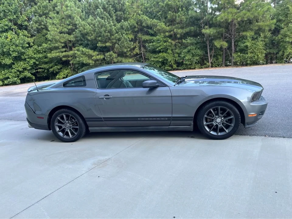 2011 Ford S197 Mustang - Image 4 of 17