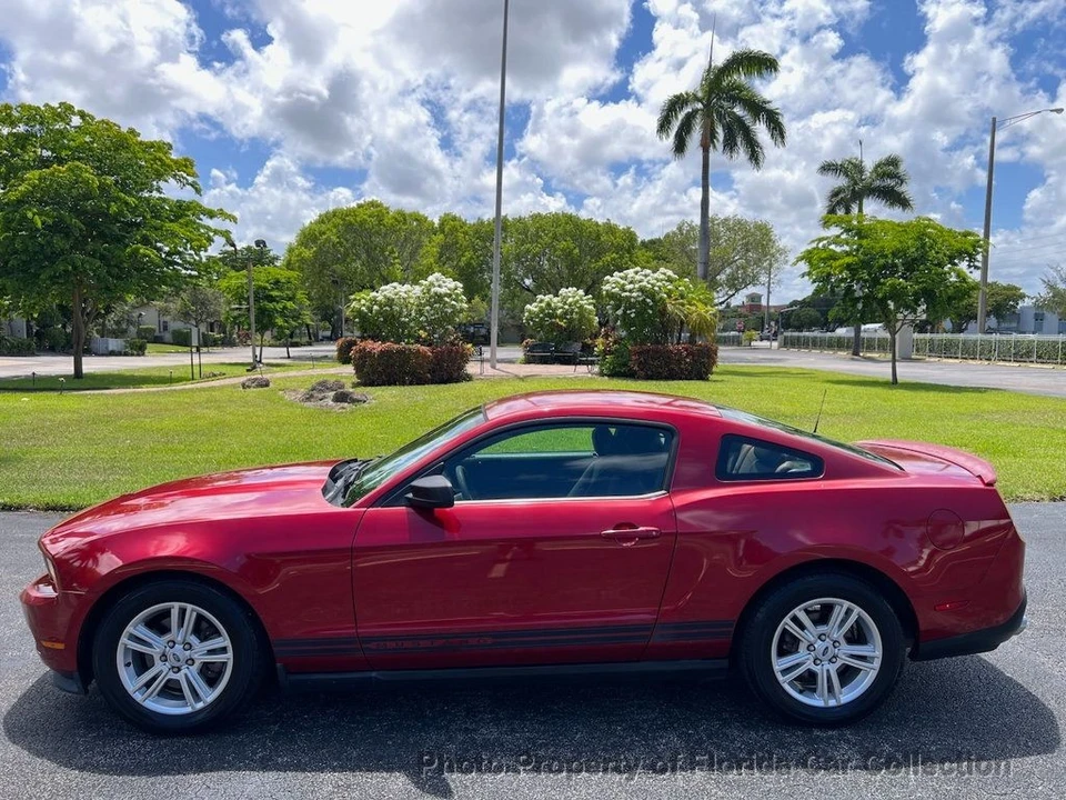 2011 Ford S197 Mustang - Image 5 of 12