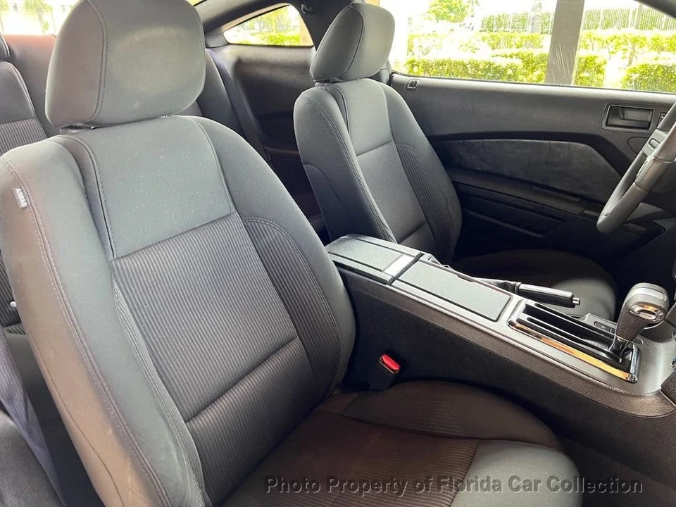 2011 Ford S197 Mustang - Image 10 of 12