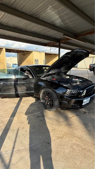 2011 Ford S197 Mustang - Image 7 of 10