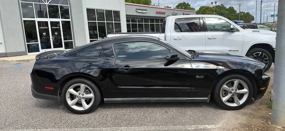 2011 Ford S197 Mustang GT - Image 3 of 6